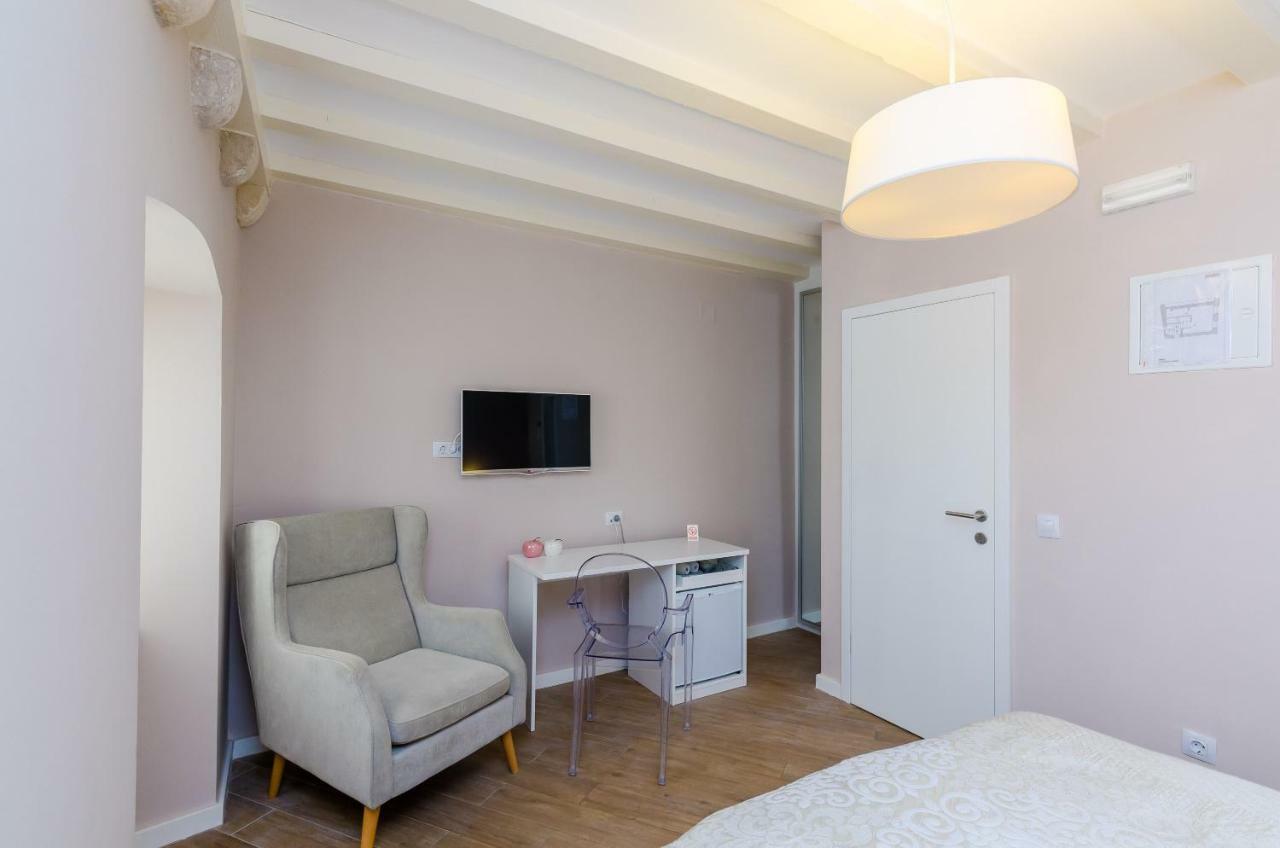 Villa Flores Room Дубровник Екстериор снимка